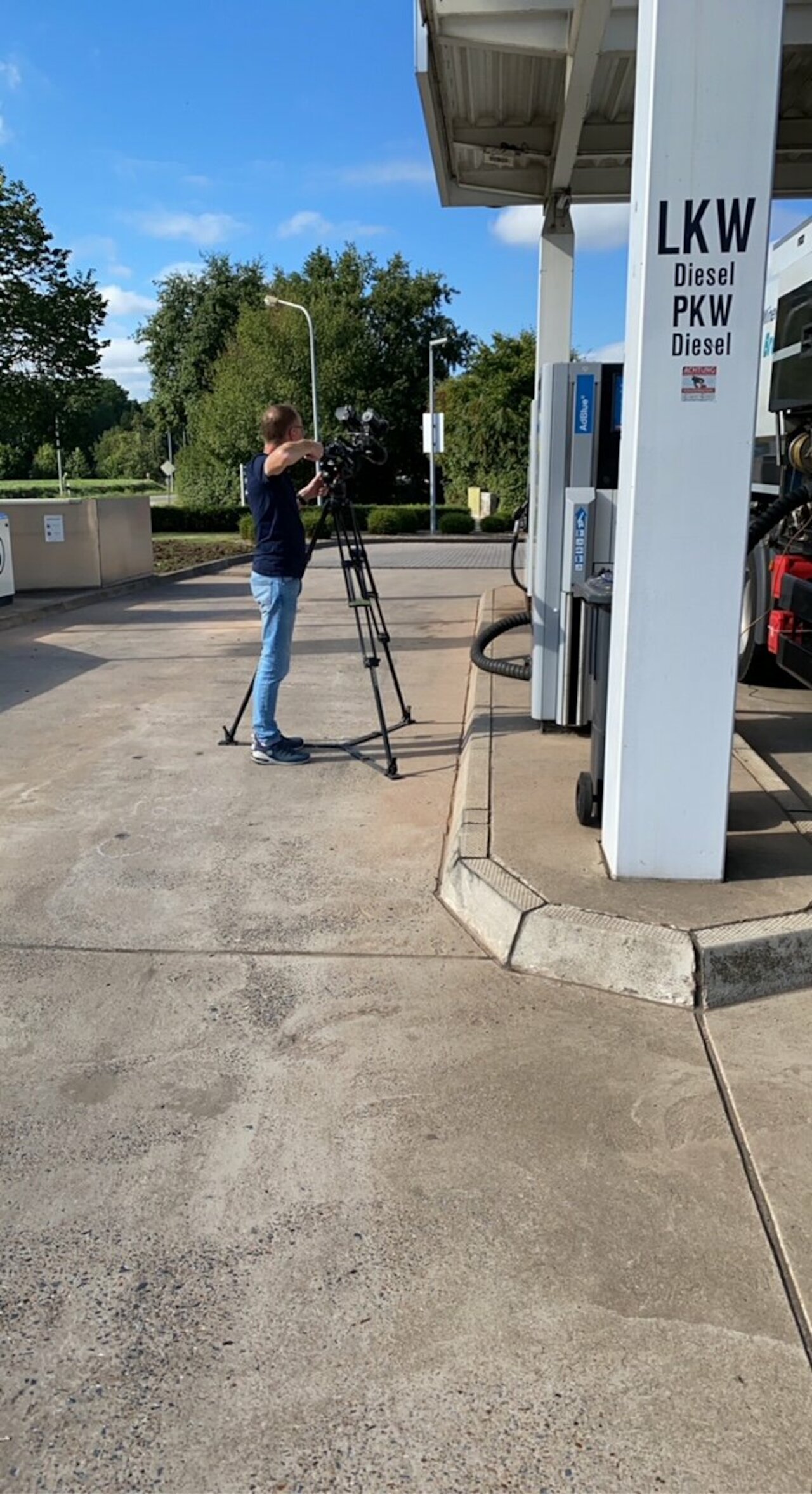 TV Teams bei Brämswig Image 2