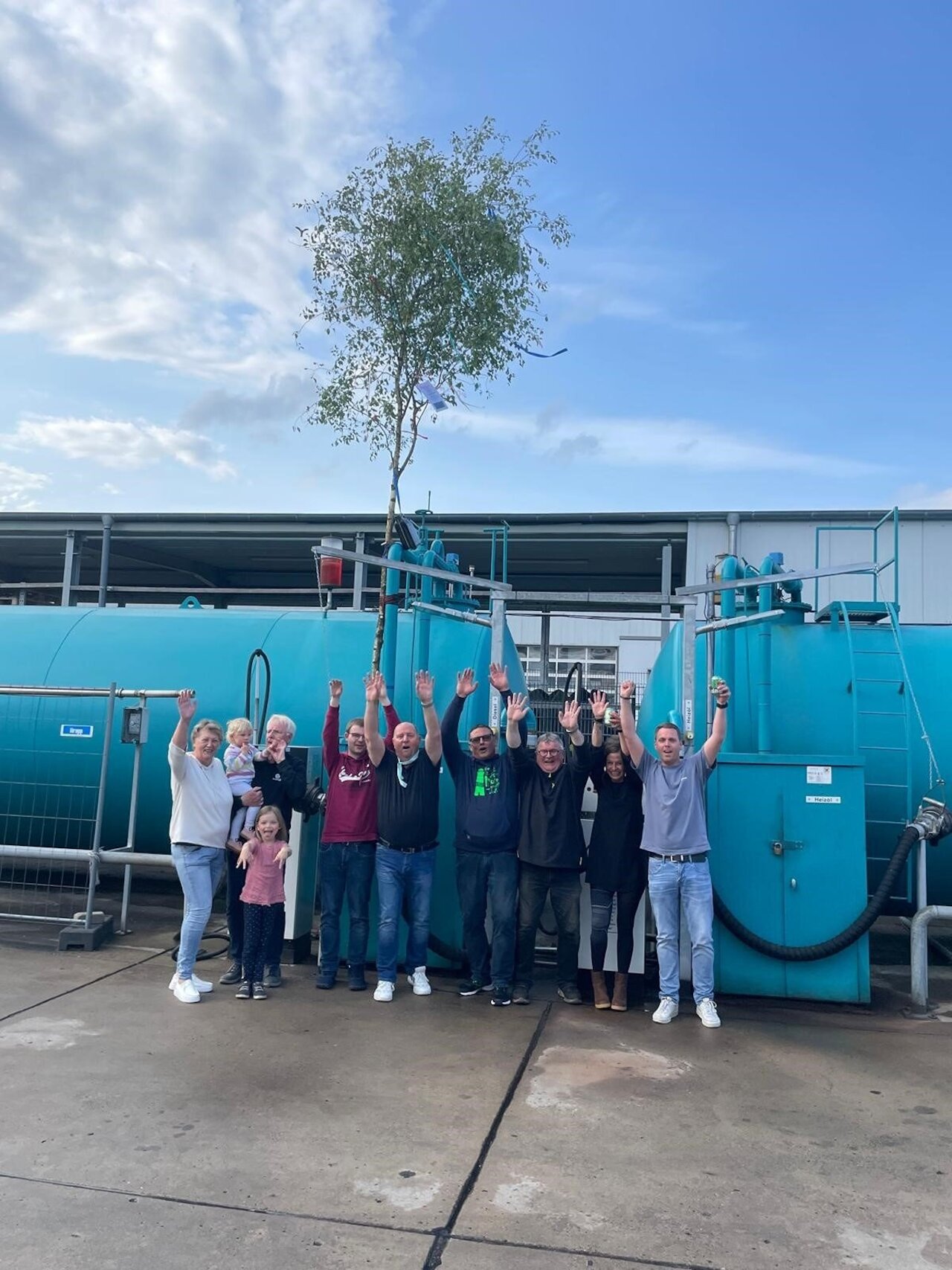 Pfingsbaumsetzen Image 1